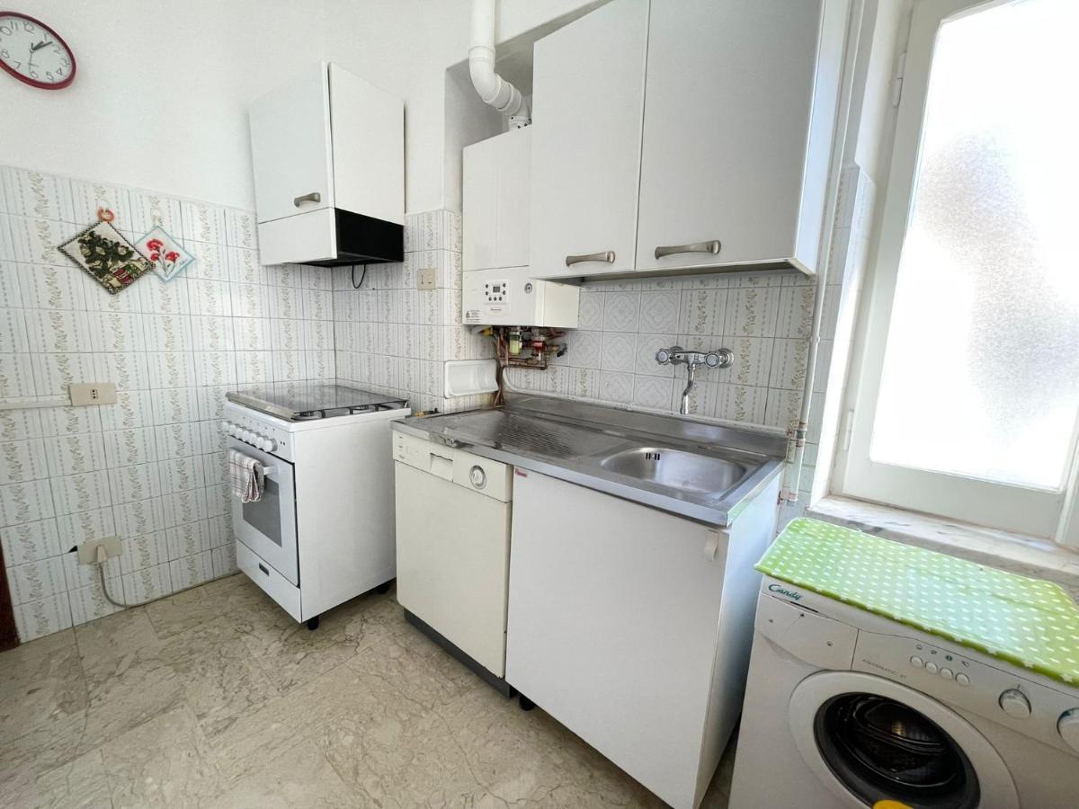 Levanto Rentals Экстерьер фото